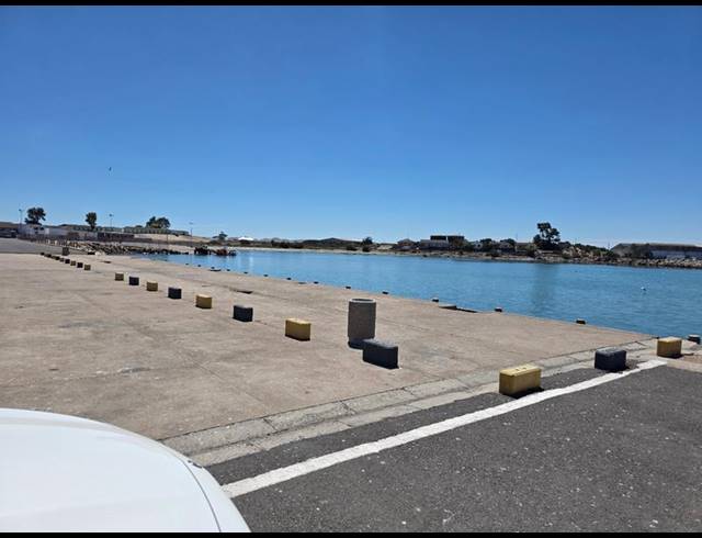 2 BEDROOM HOUSE FOR SALE IN ST HELENA VIEWS